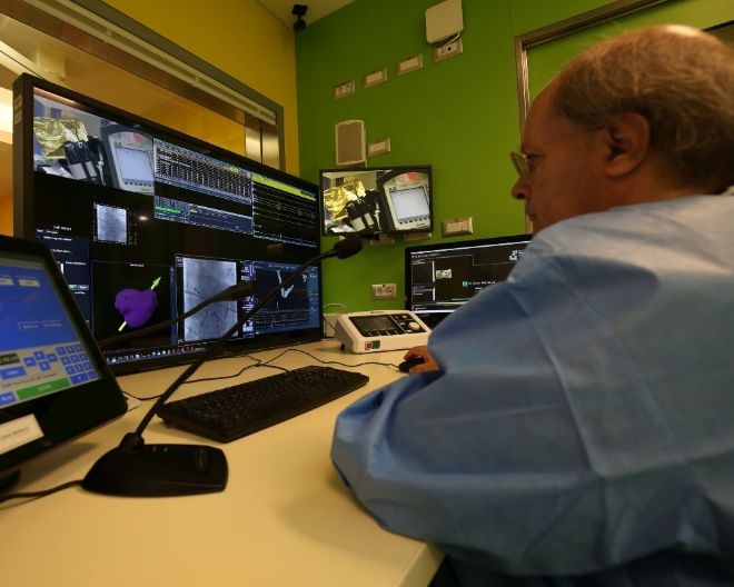 Il Prof. Carlo Pappone salva la vita a un neonato giudicato inoperabile